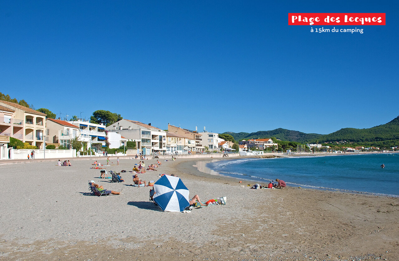 Plage des Lecques, une belle plage de sable � visiter pr�s du camping.