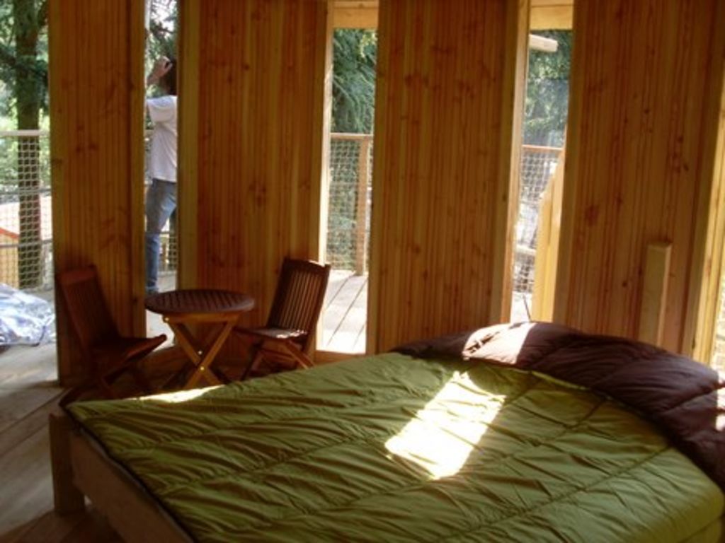 Beauregard : Cabanes dans les arbres, Camping Provence-Alpes-C�te d'Azur - 7