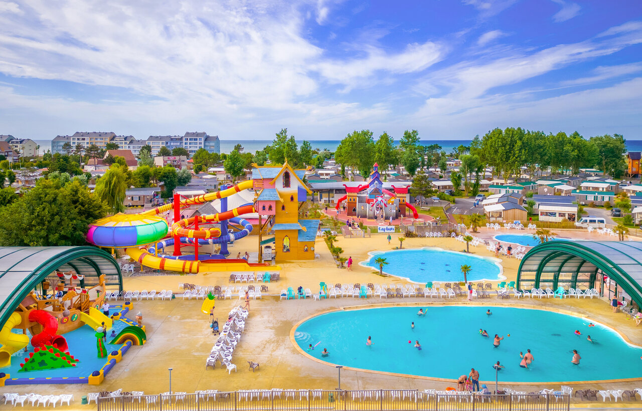 Parc aquatique, toboggans, piscines au camping CAPFUN Donjon de Lars � Courseulles-sur-Mer (14).