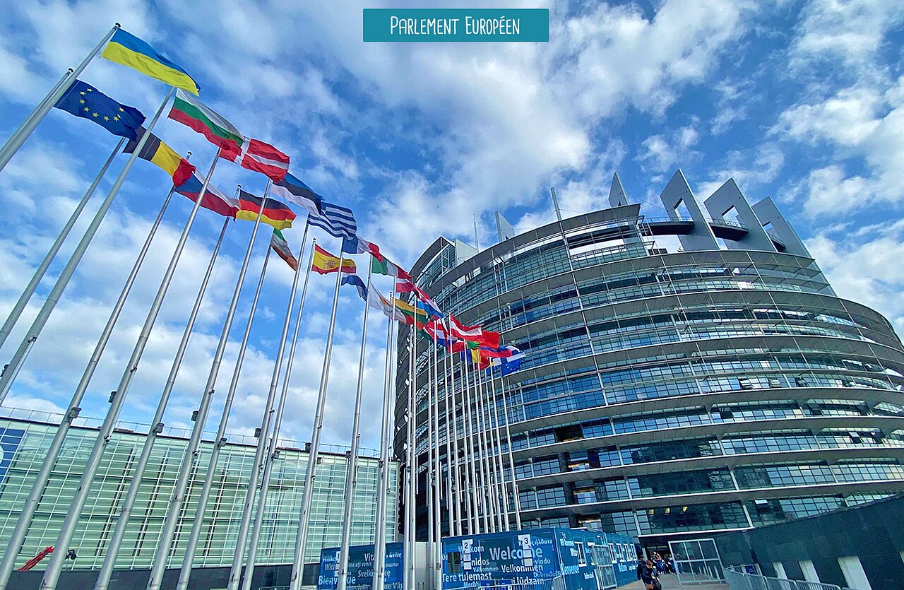 Parlement Europ�en � Strasbourg, un lieu embl�matique � visiter en Alsace.