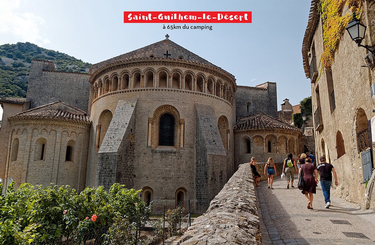 Village m�di�val de Saint-Guilhem-le-D�sert et son abbaye, un site class� UNESCO.