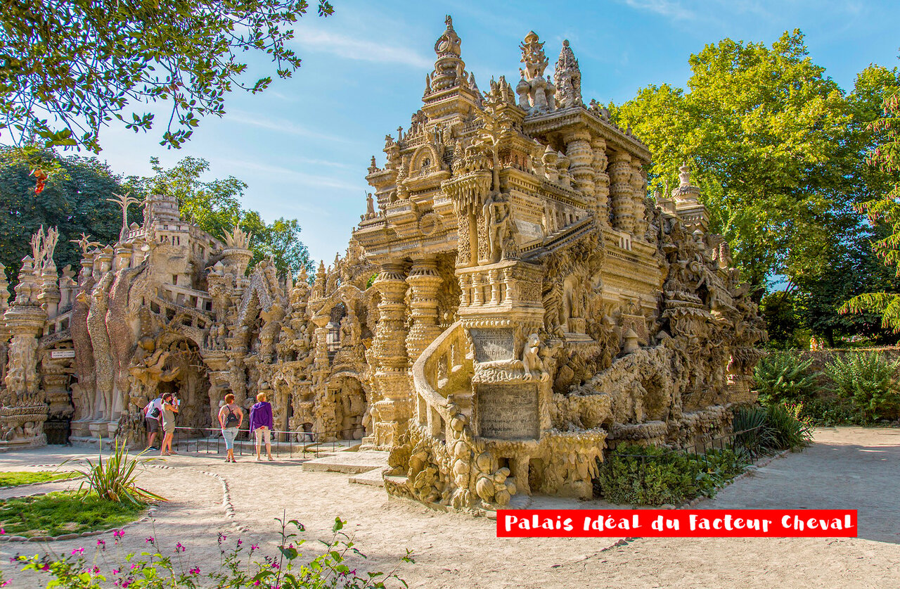 Palais Id�al du Facteur Cheval, architecture unique � visiter en Dr�me.