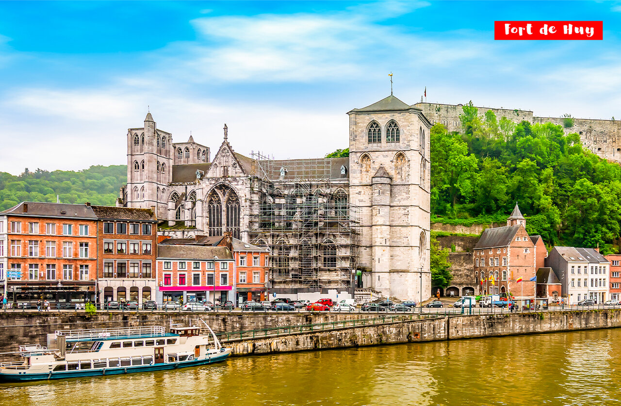 Fort de Huy et la Coll�giale Notre-Dame, lieux � visiter pr�s du camping.