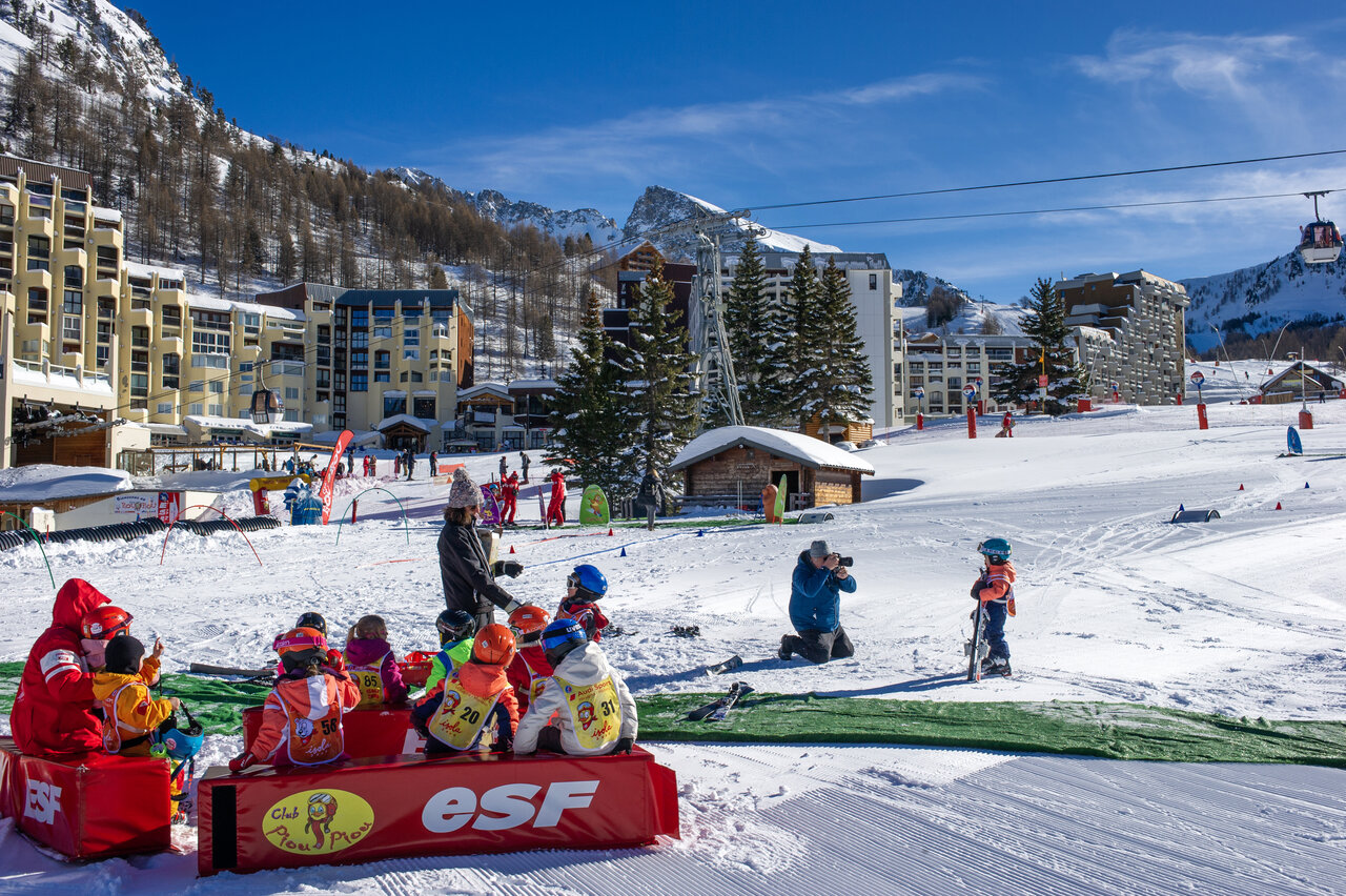 Isola 2000, Camping Provence-Alpes-C�te d'Azur - 12