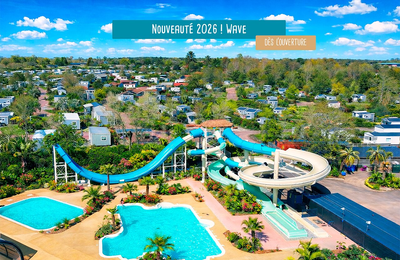 Toboggans aquatiques g�ants, piscines et Mobil-homes au camping VAGUES OCEANES Les Iles (50).
