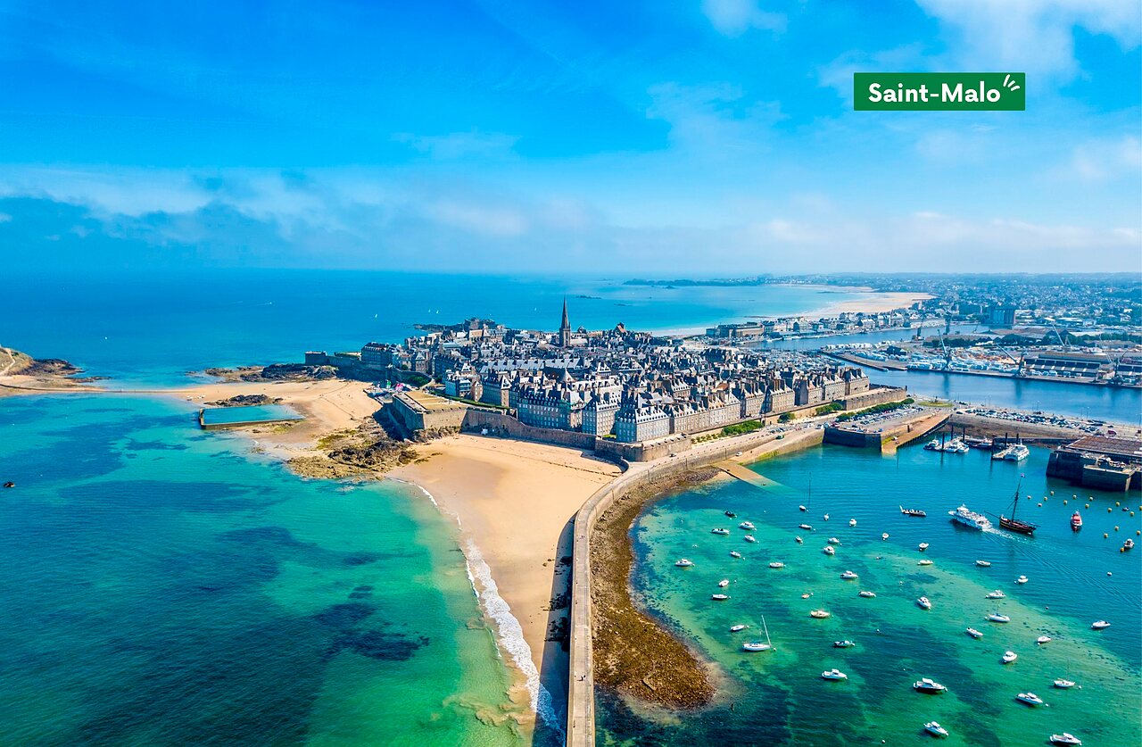 Saint-Malo, cit� corsaire fortifi�e et ses plages, � visiter pr�s du camping.