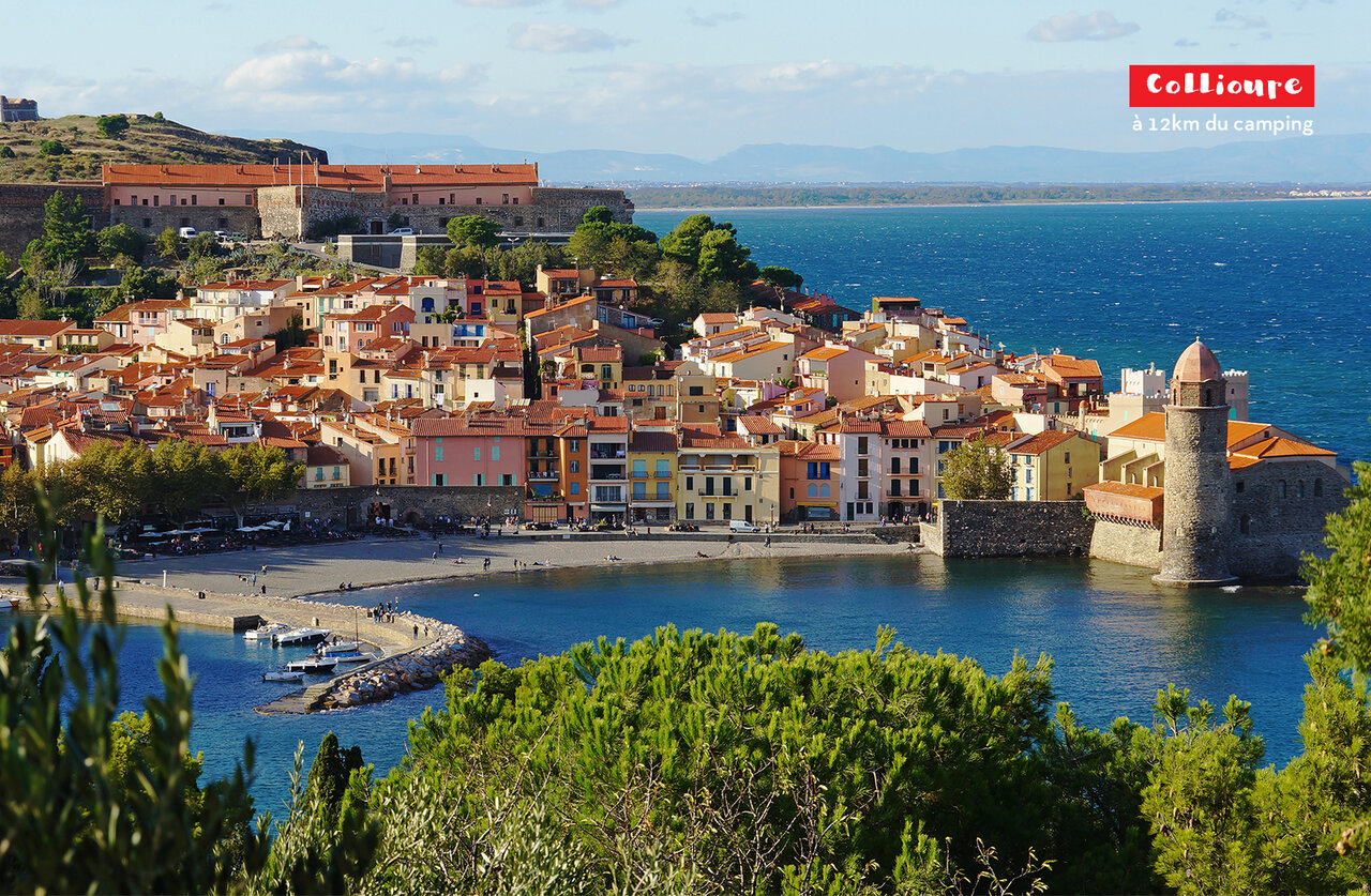 Collioure, charmante ville c�ti�re � visiter pr�s du camping en Occitanie.