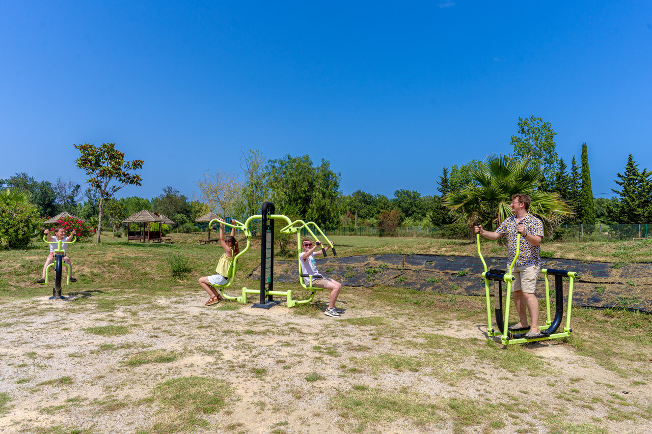 �quipements de fitness ext�rieurs pour tous au camping CAPFUN Mael � ARGELES SUR MER.