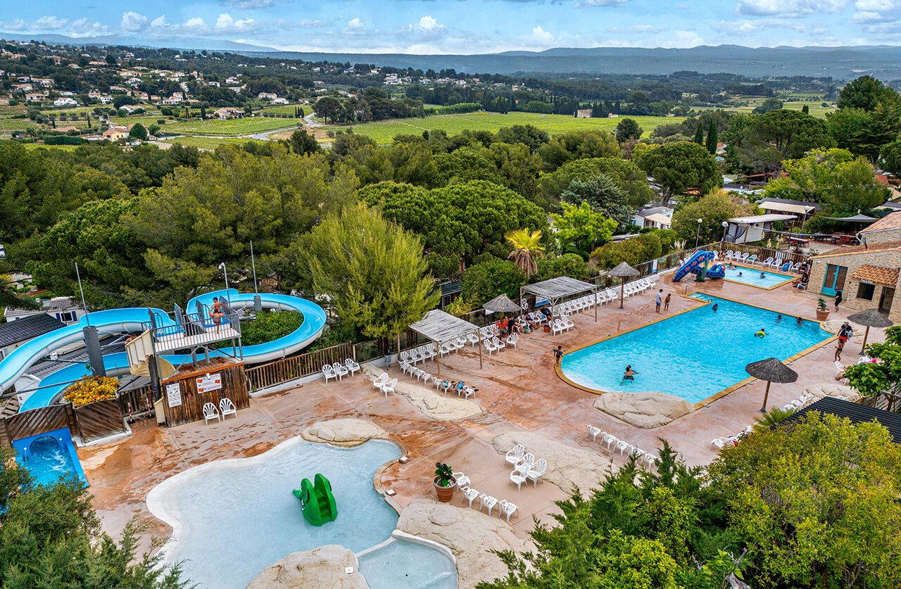 Piscines, toboggans aquatiques et pataugeoire au camping CAPFUN Malissonne � LA CADIERE D'AZUR (83).