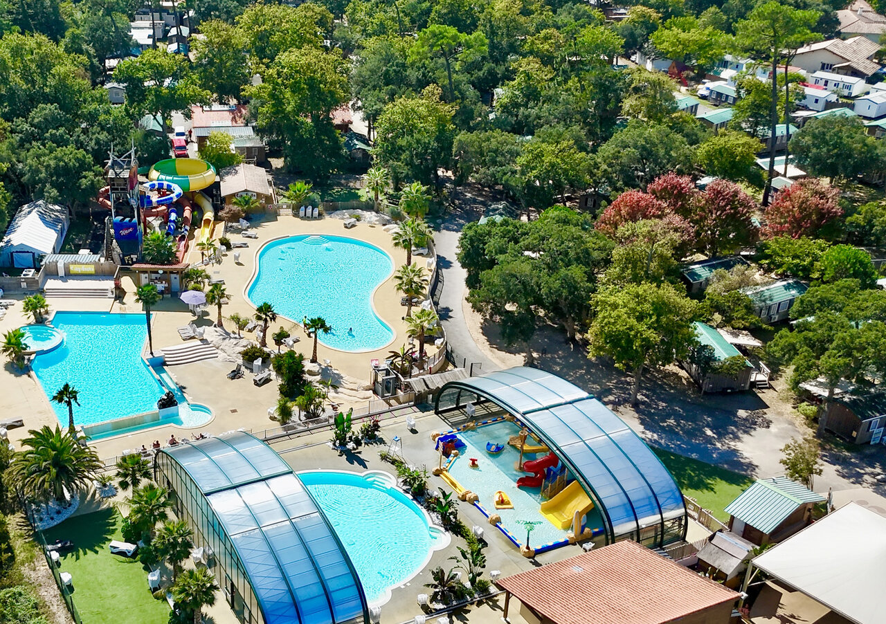 Parc aquatique avec toboggans, piscines ext�rieures et couvertes au camping CAPFUN Mer � Labenne-Oc�an (40).