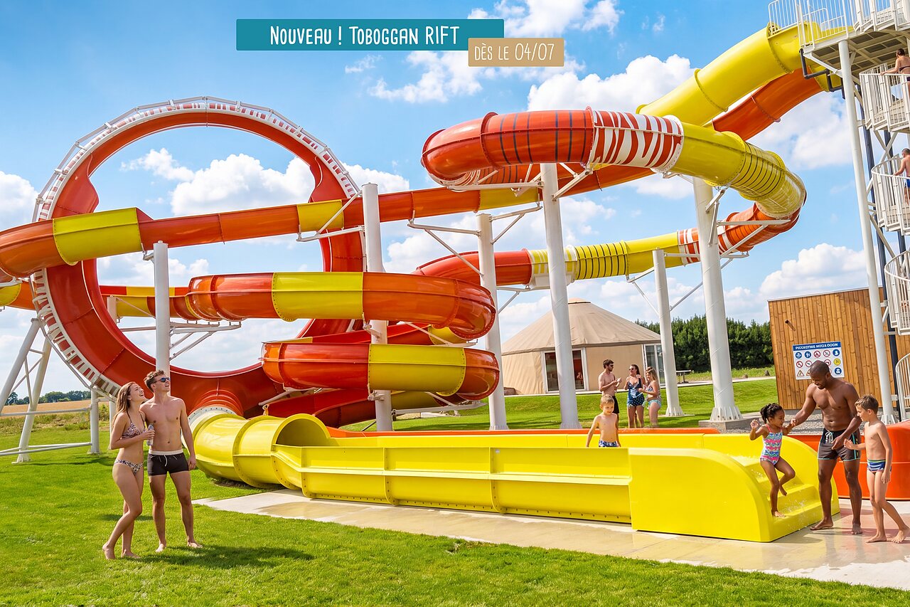 Grande plage de Saint Gilles Croix de Vie, lieu touristique en Vend�e.