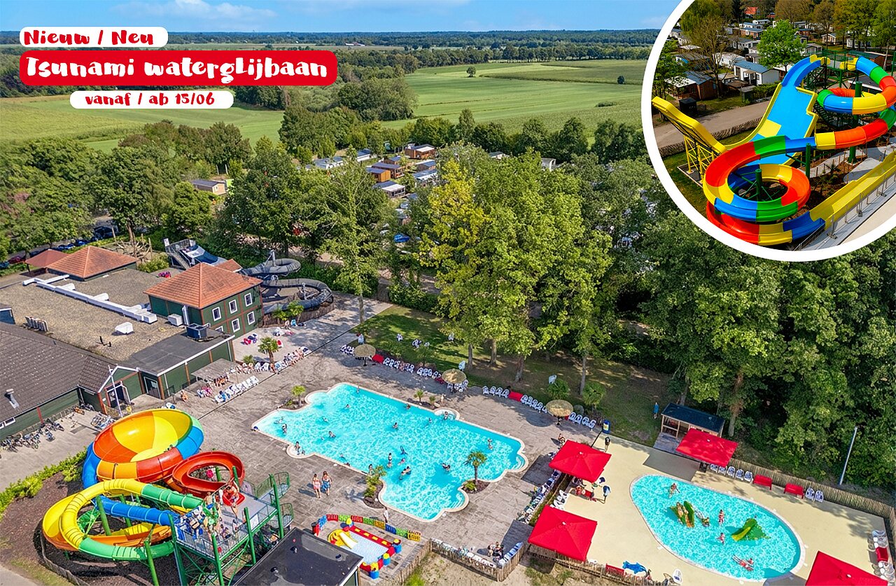 Toboggans aquatiques color�s et piscines ext�rieures au camping CAPFUN Ponderosa � Ulicoten.