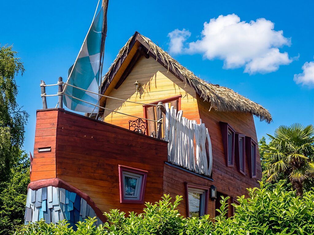 Saint Laurent : Maison de la Sir�ne, Camping Bretagne - 1